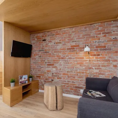 With Mezzanine - Arianska 14 By Renters Apartament