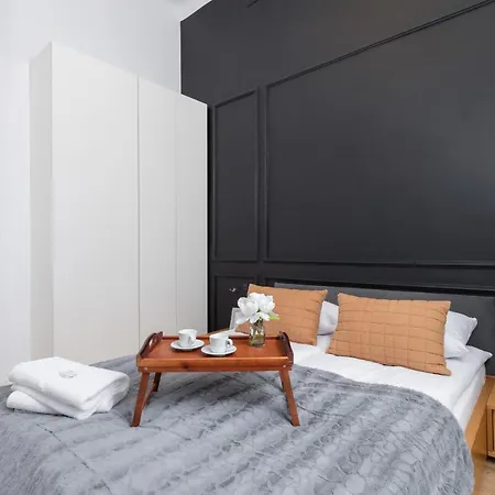 Apartament With Mezzanine - Arianska 14 By Renters