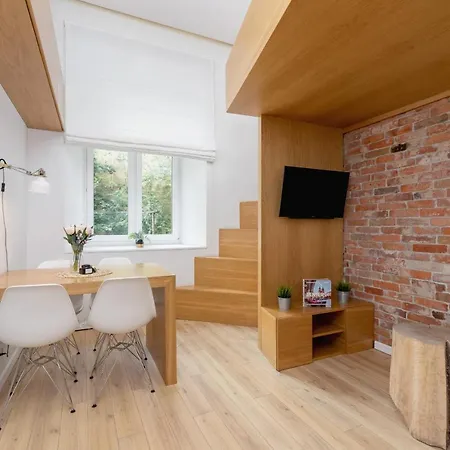 With Mezzanine - Arianska 14 By Renters アパート